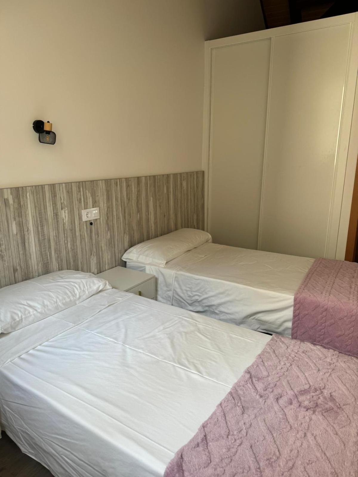 Reginita Apartamentos Arbo Exterior photo